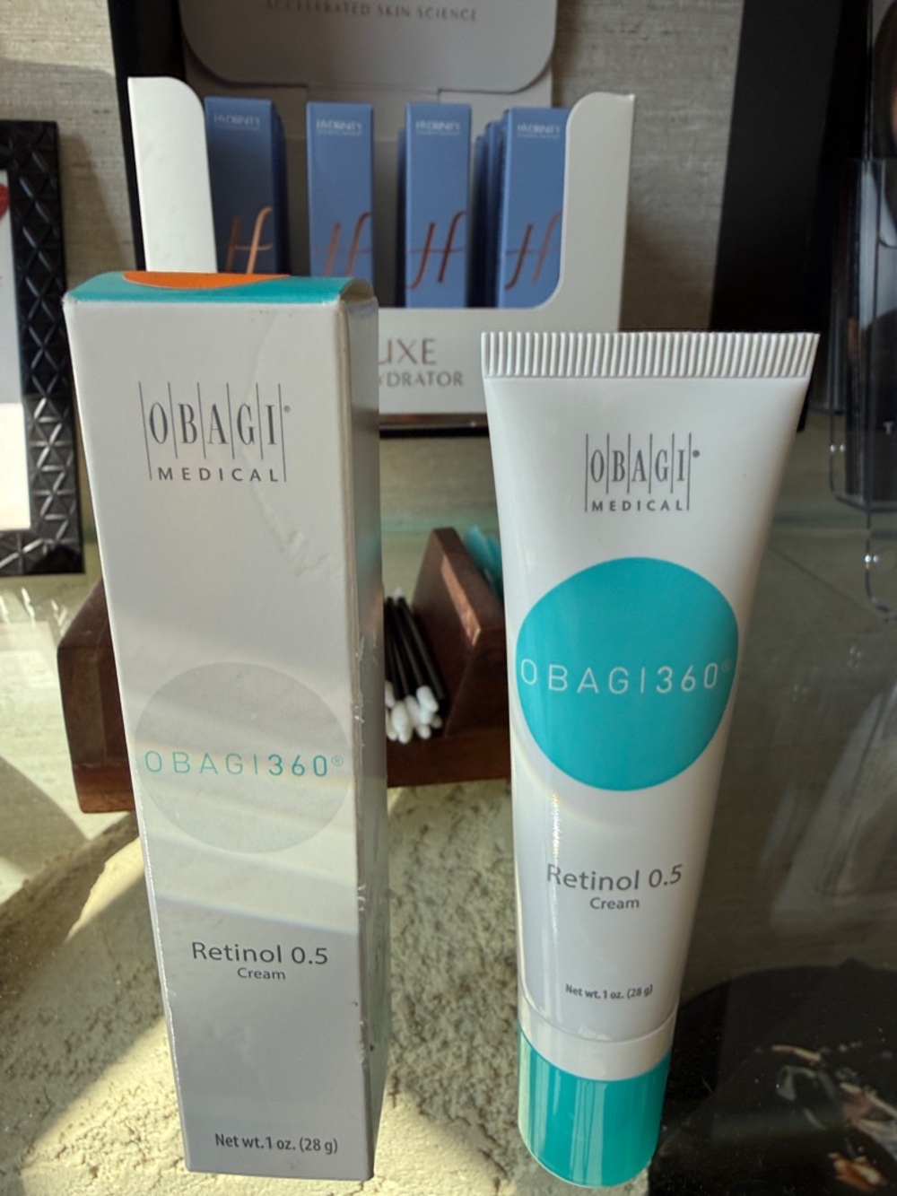 Obagi Retinol 0.5 Cream - White and Teal Packaging